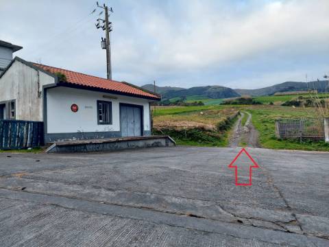 Terreno Agrícola em Água de Alto - Vila Franca do Campo