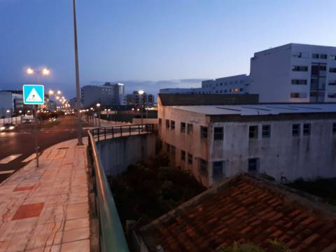 Terreno para EMPREENDIMENTO URBANÍSTICO em PRIME ZONE de Ponta Delgada