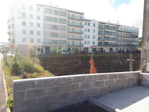 Terreno para EMPREENDIMENTO URBANÍSTICO em PRIME ZONE de Ponta Delgada