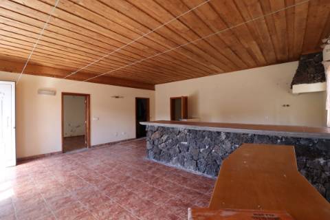 Moradia T4 nos Altares em Angra do Heroísmo