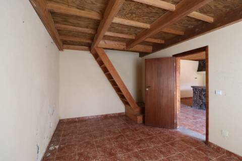 Moradia T4 nos Altares em Angra do Heroísmo