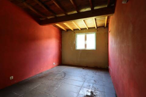 Moradia T4 nos Altares em Angra do Heroísmo