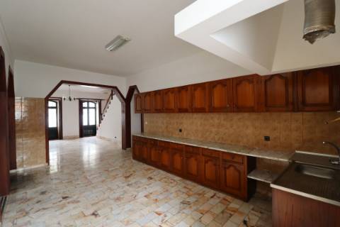 Apartamento T3 Duplex no Centro de Angra do Heroísmo