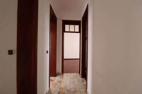 Apartamento T3 Duplex no Centro de Angra do Heroísmo