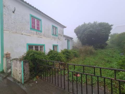 Moradia T3 na Serreta em Angra do Heroísmo