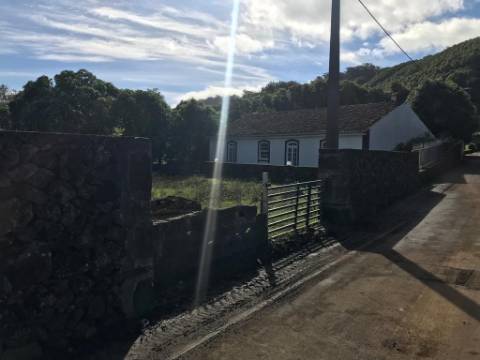 Dois Terrenos para Construção Urbana nas Fontinhas Praia da Vitória