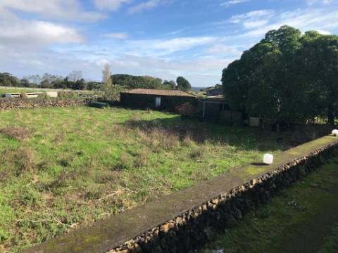 Dois Terrenos para Construção Urbana nas Fontinhas Praia da Vitória