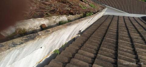 Moradia Unifamiliar em Banda para Remodelação Total