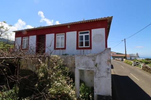 Moradia T3 no Raminho em Angra do Heroísmo