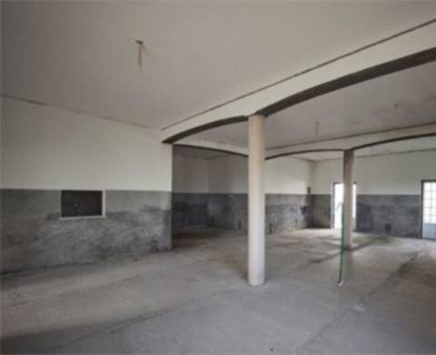 Edifício Misto de Habitação e Restaurante em Posto Santo Angra do Heroísmo