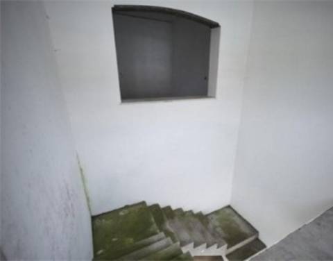 Edifício Misto de Habitação e Restaurante em Posto Santo Angra do Heroísmo