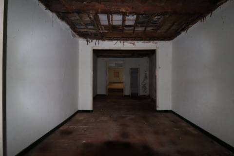 Prédio Urbano de Habitação e Comércio no Centro de Angra do Heroísmo