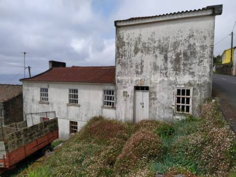 Moradia T3 na Calheta Ilha de São Jorge