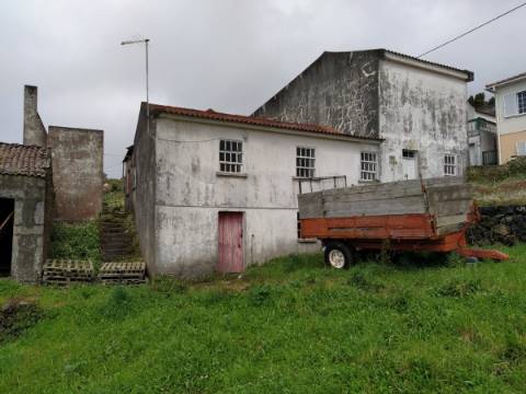 Moradia T3 na Calheta Ilha de São Jorge