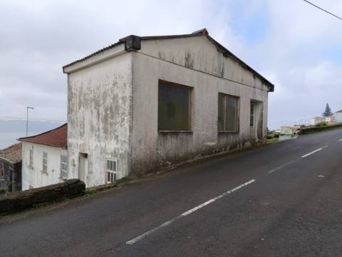 Moradia T3 na Calheta Ilha de São Jorge
