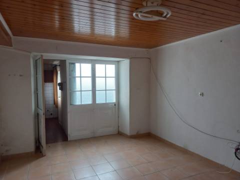 Apartamento T1 com VISTA MAR na Calheta ilha de São Jorge