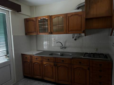 Edifício com Loja no R/C e 9 Apartamentos em Ponta Delgada