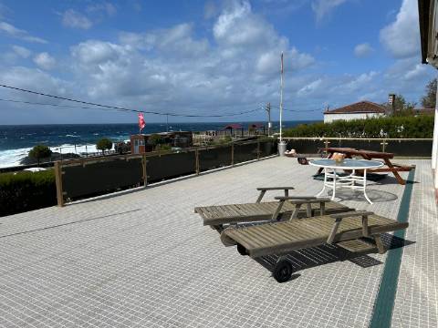 MORADIA ISOLADA COM VISTA MAR DIRETA