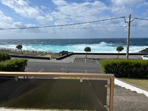 MORADIA ISOLADA COM VISTA MAR DIRETA