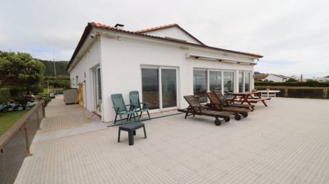 MORADIA ISOLADA COM VISTA MAR DIRETA