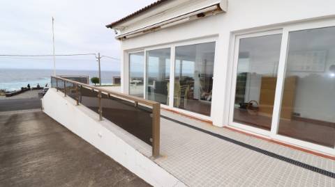 MORADIA ISOLADA COM VISTA MAR DIRETA