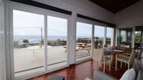 MORADIA ISOLADA COM VISTA MAR DIRETA