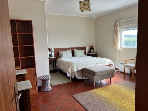 MORADIA ISOLADA COM VISTA MAR DIRETA