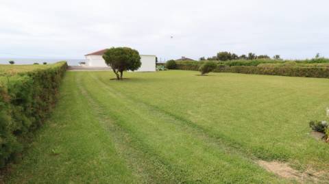 MORADIA ISOLADA COM VISTA MAR DIRETA