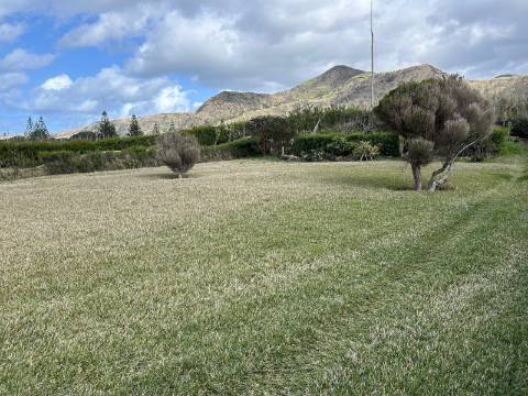 MORADIA ISOLADA COM VISTA MAR DIRETA