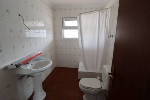 Oportunidade Única - Moradia com Vista Deslumbrante nos Mosteiros!