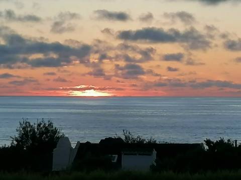 Oportunidade Única - Moradia com Vista Deslumbrante nos Mosteiros!