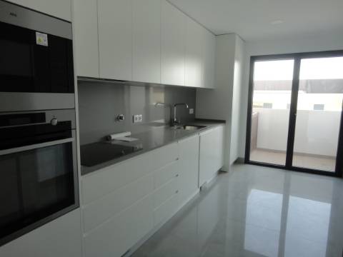 T3 com piscina privada no Infantado