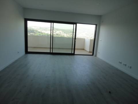 T3 com piscina privada no Infantado