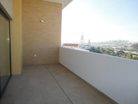 T3 com piscina privada no Infantado