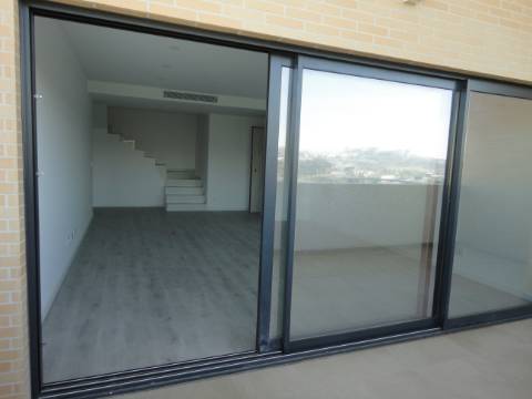 T3 com piscina privada no Infantado