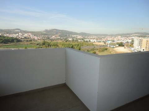 T3 com piscina privada no Infantado