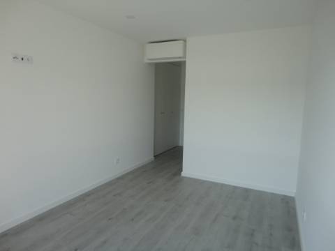 T3 com piscina privada no Infantado