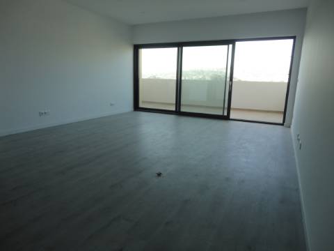 T3 com piscina privada no Infantado