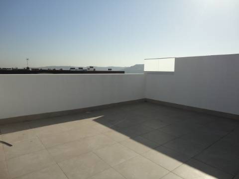 T3 com piscina privada no Infantado