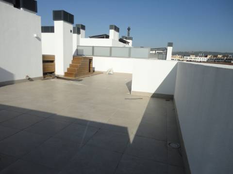 T3 com piscina privada no Infantado