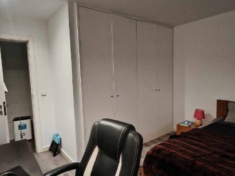 Arrenda se T1 em Celas