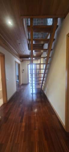 Excelente t4 DUPLEX com garagem duple e elevador na urbanização nova nova Conímbriga1