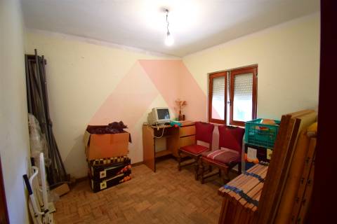 Moradia para Restaurar T2 Venda em Mouronho,Tábua