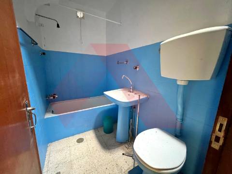 Moradia para Restaurar T2 Venda em Mouronho,Tábua