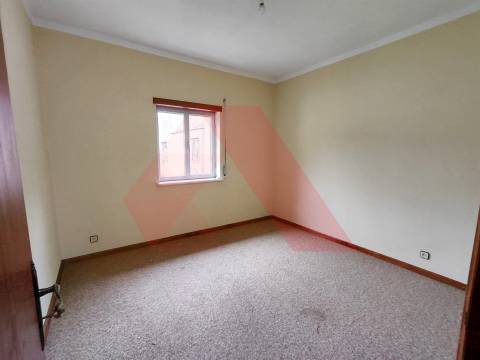 Moradia T3 Venda em Espariz e Sinde,Tábua