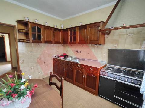 Moradia T3 Venda em Espariz e Sinde,Tábua