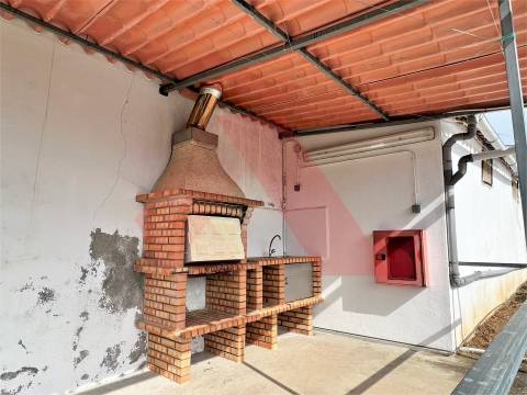 Outro Tipo  Venda em Espariz e Sinde,Tábua