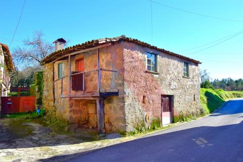Moradia  Venda em São João da Boa Vista,Tábua