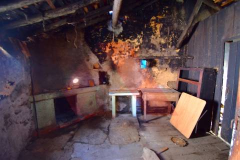 Moradia  Venda em São João da Boa Vista,Tábua