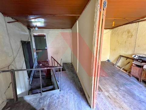 Moradia para Restaurar  Venda em Covas e Vila Nova de Oliveirinha,Tábua